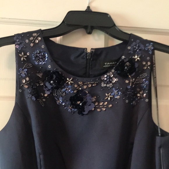 Tahari evening formal gown - Picture 2 of 6